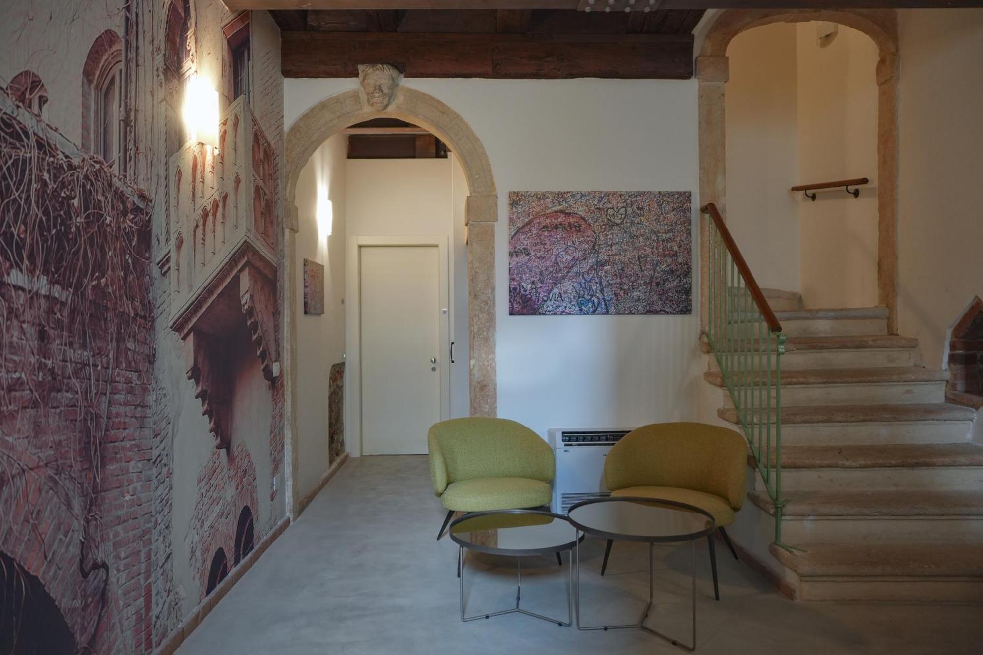Palazzo Di Giulietta - Juliet's Palace Gasthuis